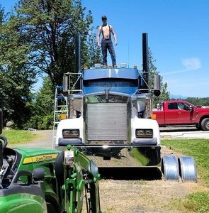 Meet your Posher, Angus